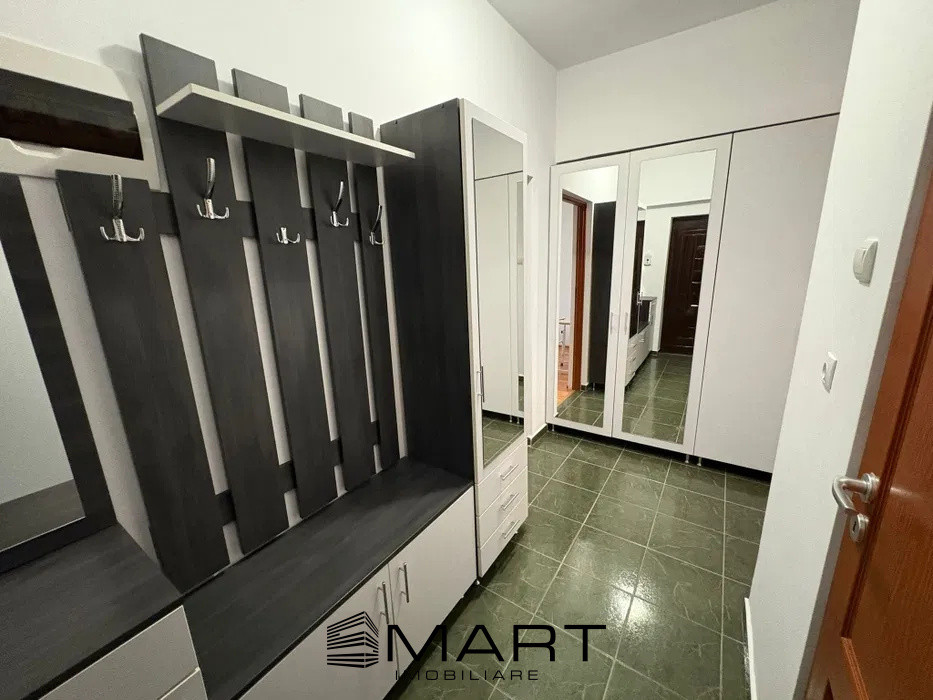 Apartament 2 camere in bloc cu lift, zona Facultatii de Medicina