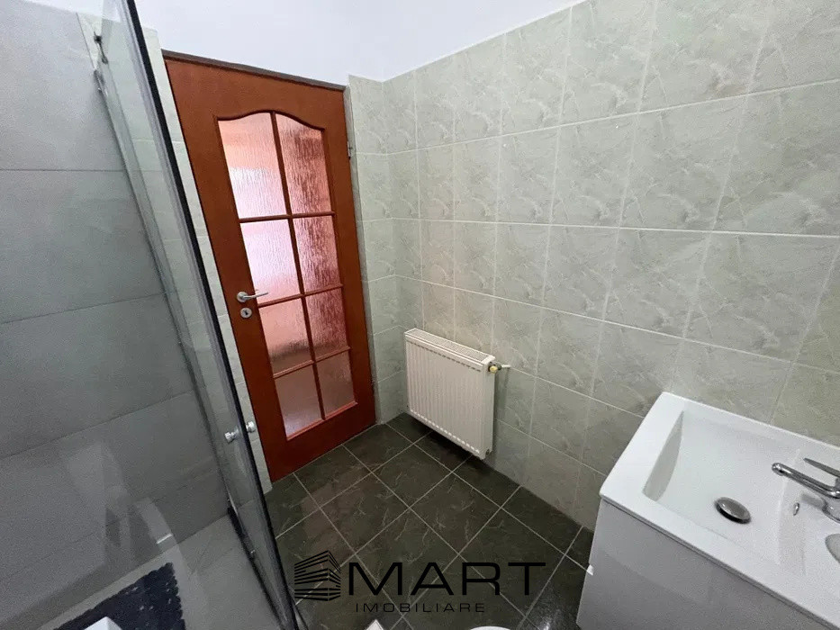 Apartament 2 camere in bloc cu lift, zona Facultatii de Medicina