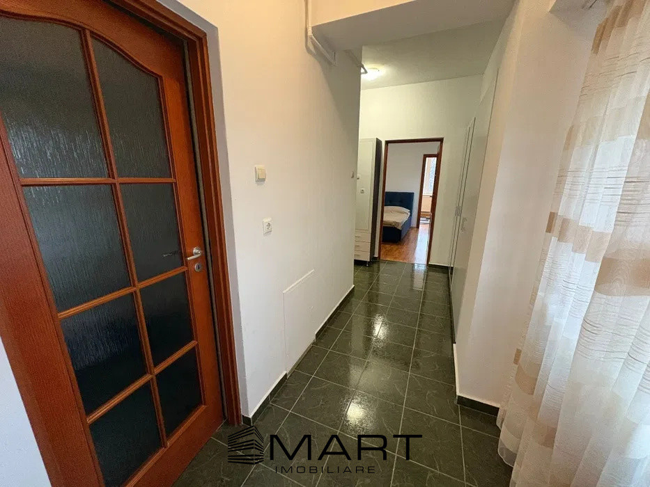 Apartament 2 camere in bloc cu lift, zona Facultatii de Medicina