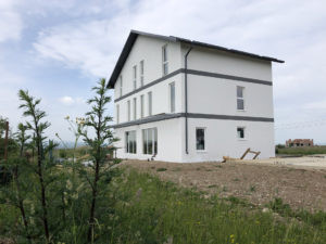 Casa 150 mp Izvor