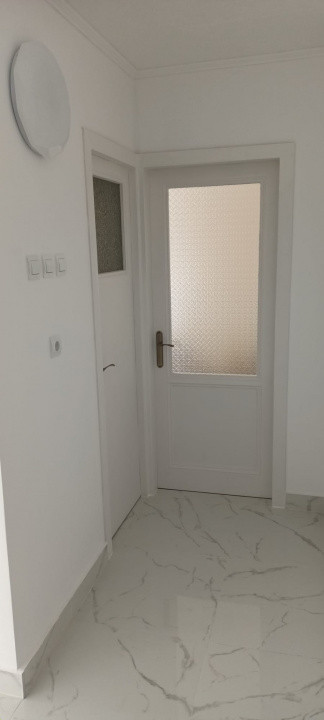 Apartament 2 camere decomandate zona Astra