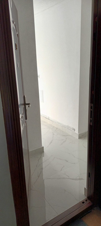 Apartament 2 camere decomandate zona Astra