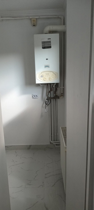Apartament 2 camere decomandate zona Astra