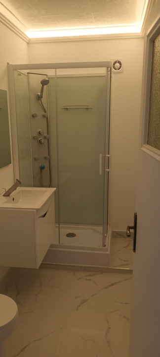 Apartament 2 camere decomandate zona Astra