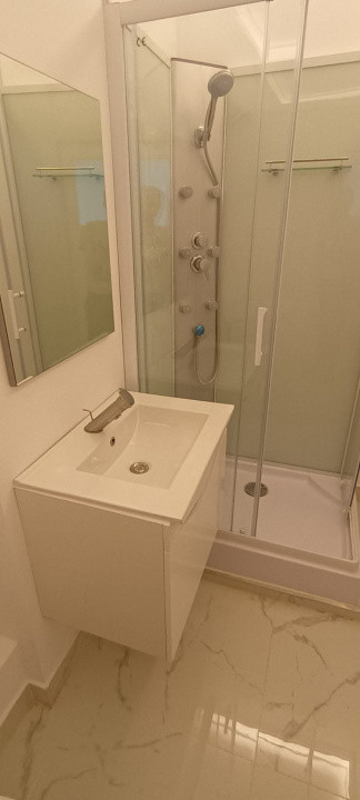 Apartament 2 camere decomandate zona Astra