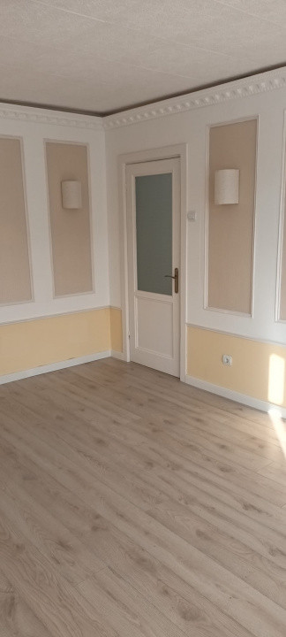 Apartament 2 camere decomandate zona Astra