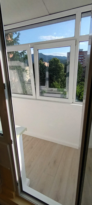 Apartament 2 camere decomandate zona Astra