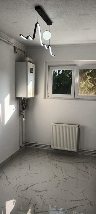 Apartament 2 camere decomandate zona Astra