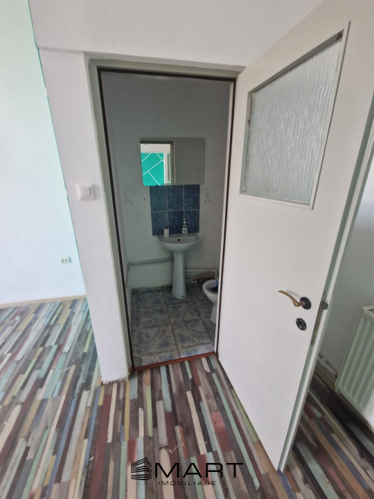 Spatiu de inchiriat in zona Semaforului