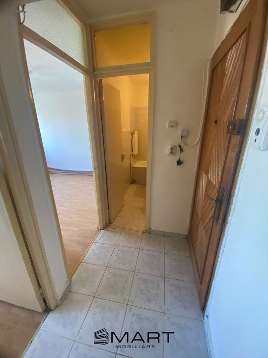 Garsoniera decomandata zona Strand