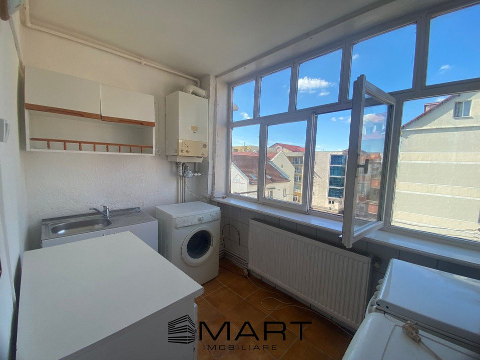 Garsoniera decomandata zona Strand