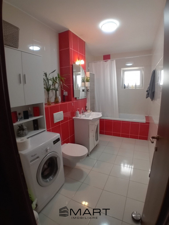 Apartament cu 3 camere zona Calea Cisnadiei