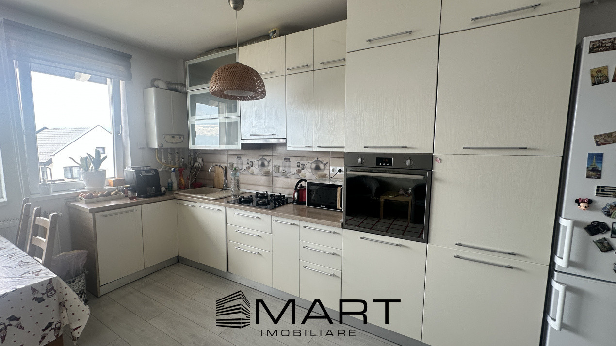 Apartament modern 4 camere 80mpu Selimbar