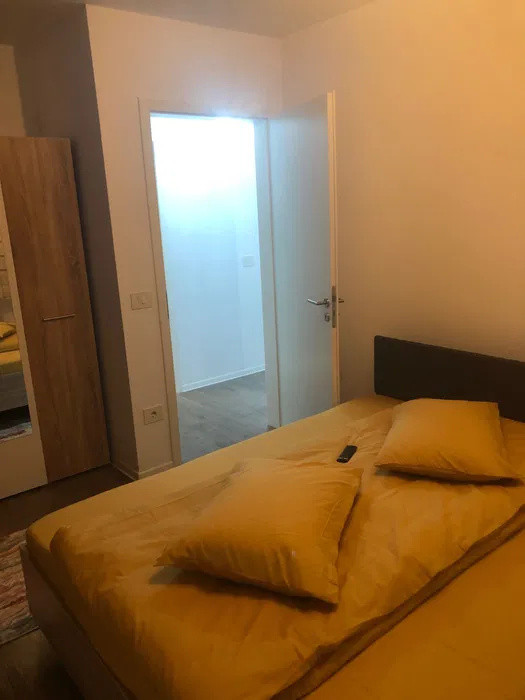 Apartament 2 camere, decomandate,  zona Coresi.