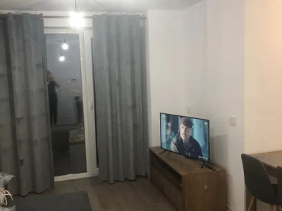 Apartament 2 camere, decomandate,  zona Coresi.