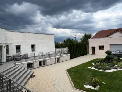 Casa de Lux zona Selimbar