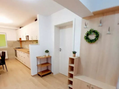 Apartament 3 camere, 90 mp zona Mihai Viteazu