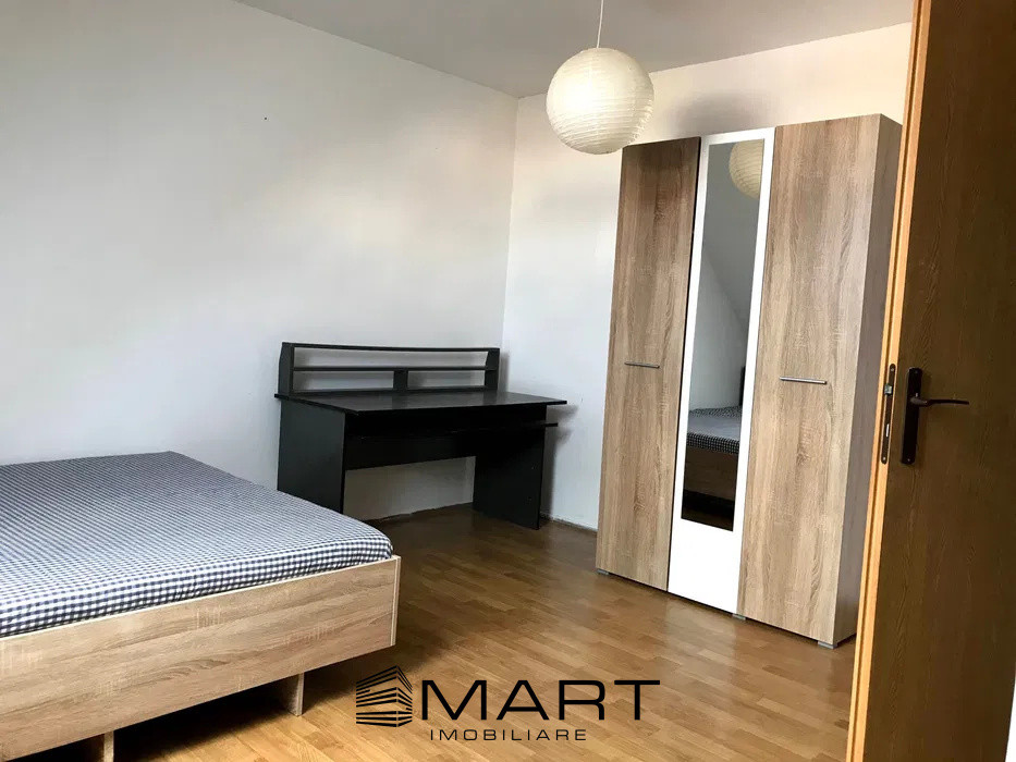 Apartament 3 camere zona Mihai Viteazul