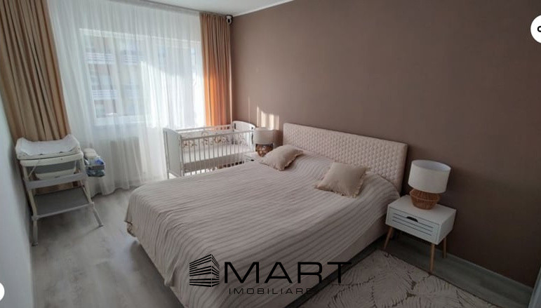Apartament 3 camere in Subcetate 