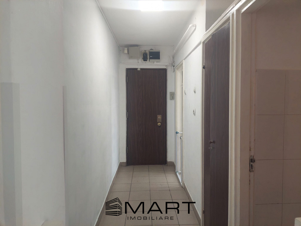 Spatiu comercial cu vitrina 55mp zona Judetean