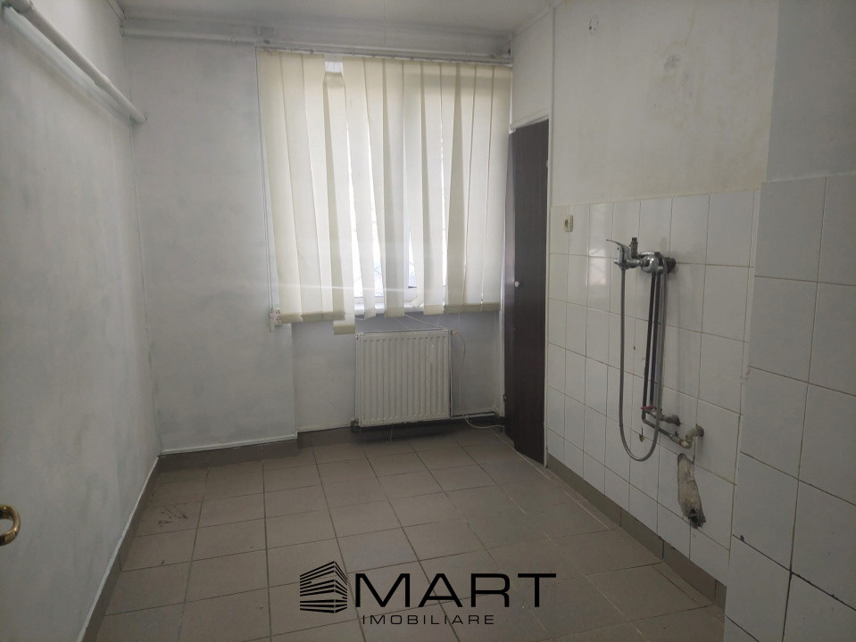 Spatiu comercial cu vitrina 55mp zona Judetean