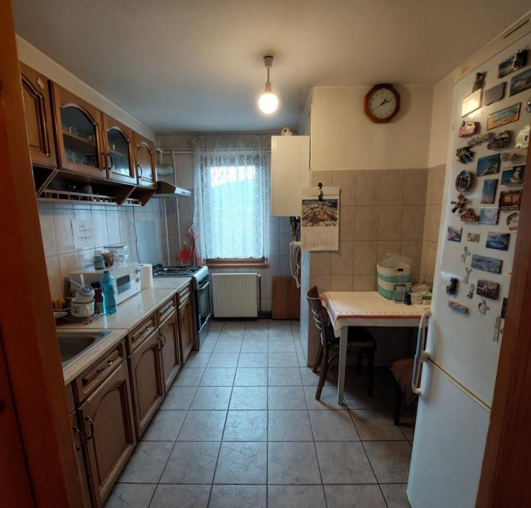 Apartament 4 camere 85 mp Tractorul