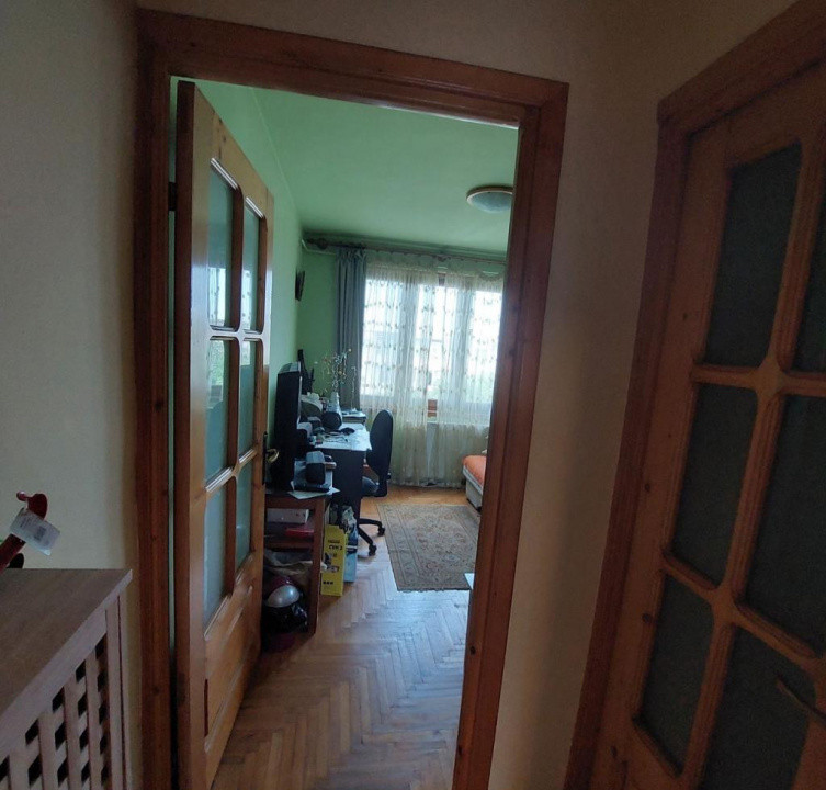Apartament 4 camere 85 mp Tractorul