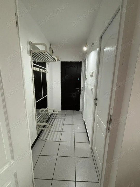 Apartament 2 camere semidecomandate zona Astra