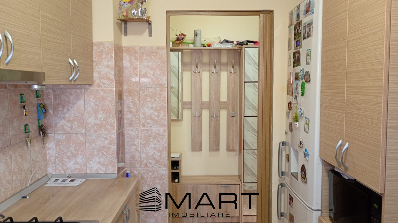 OCAZIE! Apartament cochet 2 camere etaj 3/4 zona V. Aaron