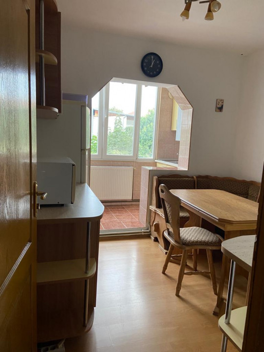 Apartament decomandat 2 camere zona Terezian