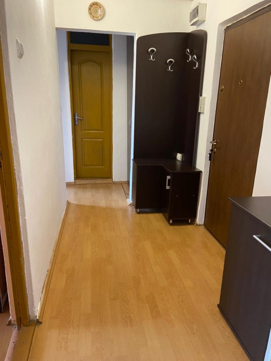 Apartament decomandat 2 camere zona Terezian