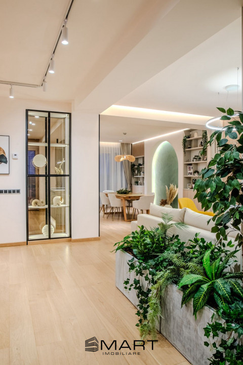 Penthouse de LUX 4 camere + 2 terase zona Centrala