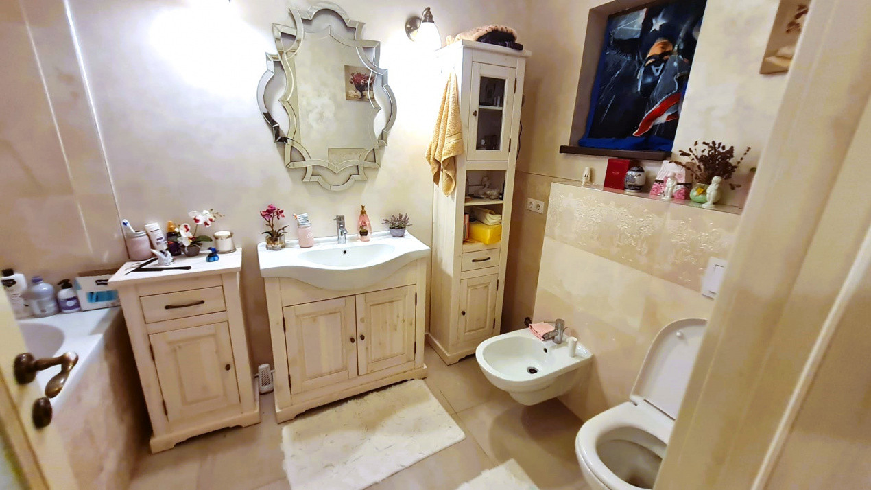 Duplex modern Selimbar