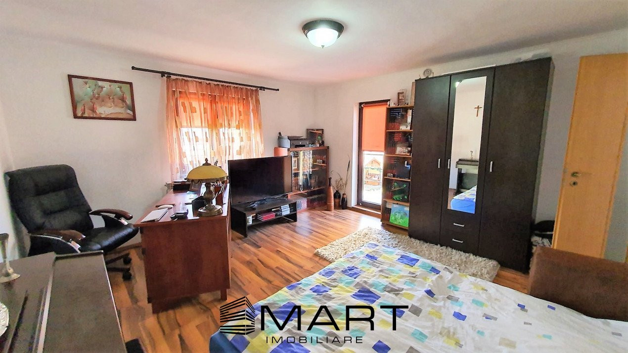 Casa 300 mp cu teren 430 mp Calea Poplacii