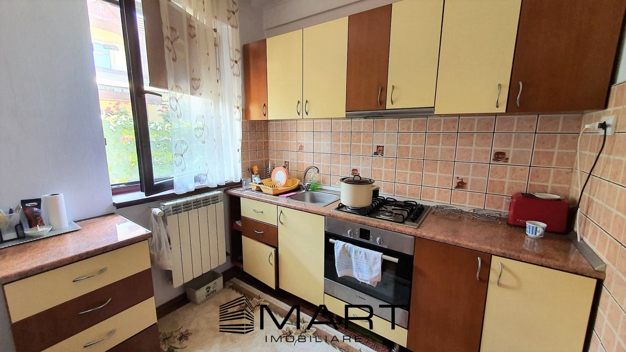 Casa 300 mp cu teren 430 mp Calea Poplacii