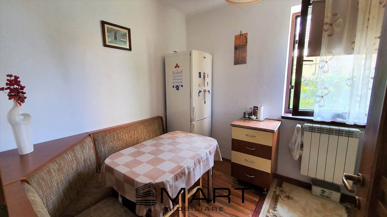 Casa 300 mp cu teren 430 mp Calea Poplacii
