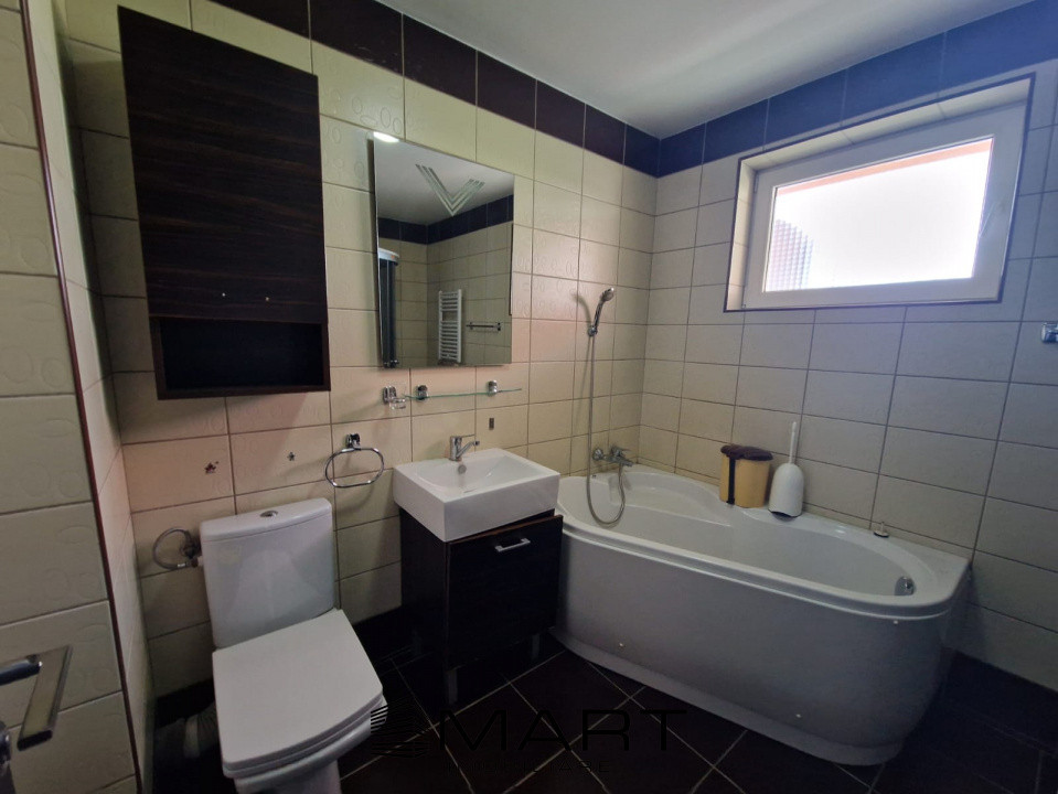 Apartament cu 3 camere in zona Supeco 