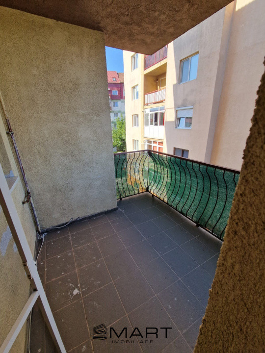 Apartament cu 3 camere in zona Supeco 