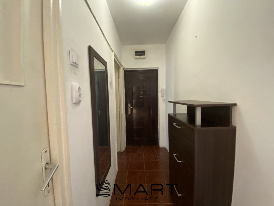 Apartament 2 camere piata Vasile Aaron