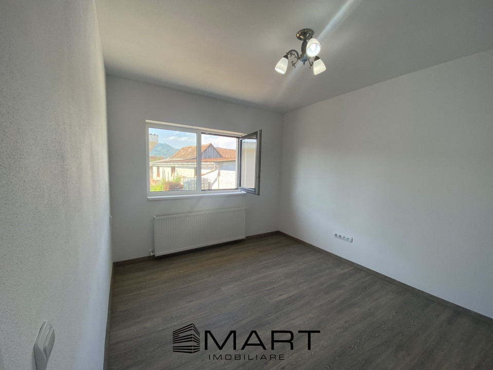 Casa noua Sacel 142 mp, teren 2000 mp, priveliste munti si acces direct Sibiu