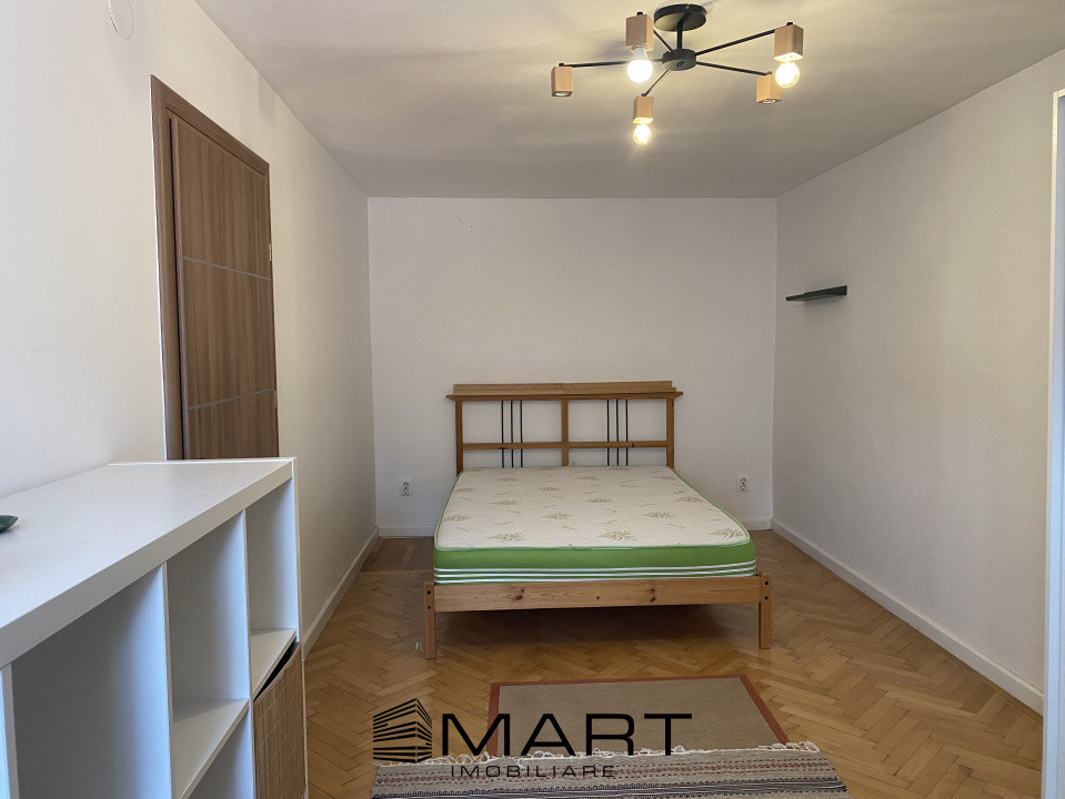 Apartament 3 camere in centrul istoric - strada Turnului si piata Huet
