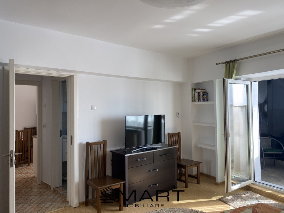 Garsoniera spatioasa, decomandata, la etaj intermediar pe Sos. Alba Iulia