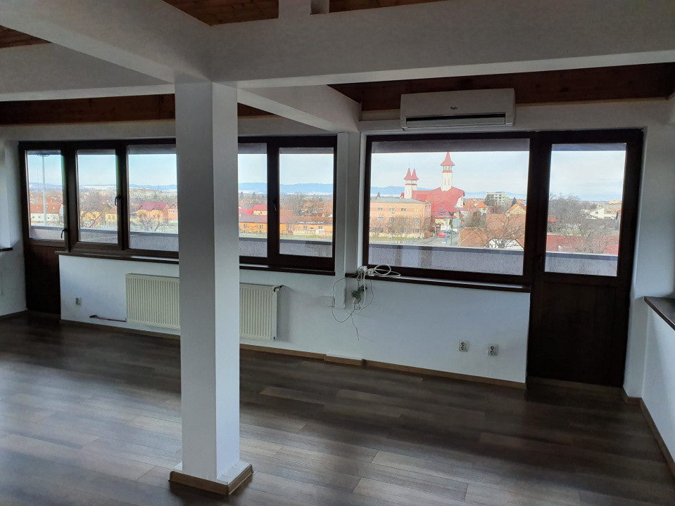 Spatiu Birouri 58 mp Strada Lunga