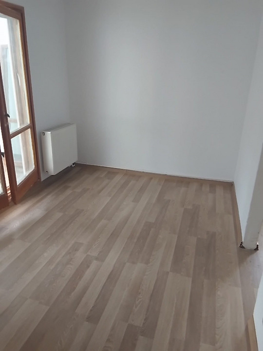 Apartament 3 Camere Astra