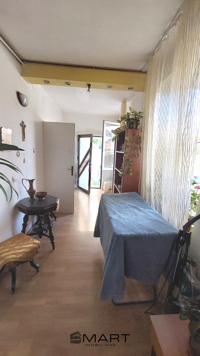 Casa individuala si curte de 480 mp zona Piata Cluj