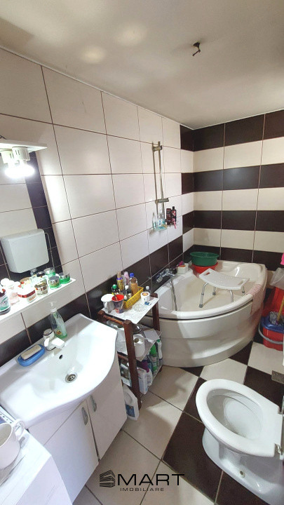 Casa individuala si curte de 480 mp zona Piata Cluj