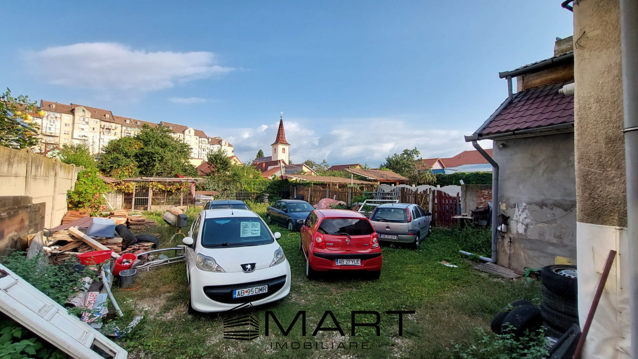 Casa individuala si curte de 480 mp zona Piata Cluj
