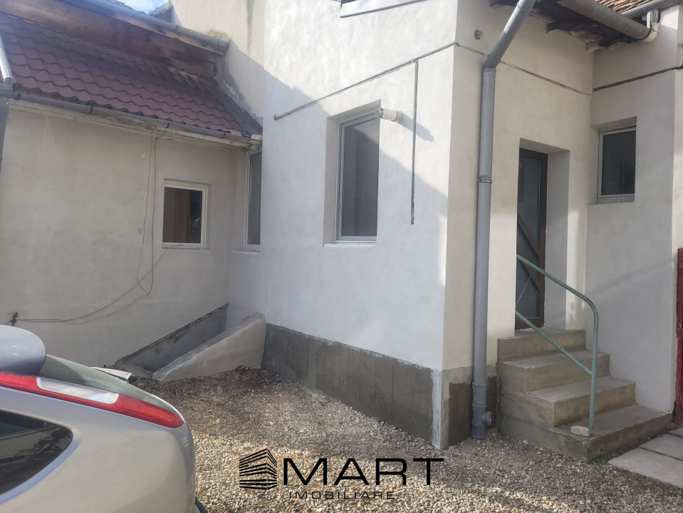 Casa individuala si curte de 480 mp zona Piata Cluj