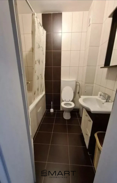 Apartament 2 camere decomandat, etaj 2 cu balcon , zona Ciresica