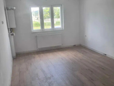 Garsoniera noua zona Lazaret